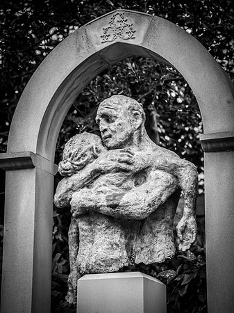 Highgate cemetery, London
