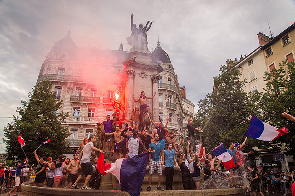 Champions du Monde 2018 vus de Grenoble • World Cup 2018 Winners seen from Grenoble, France