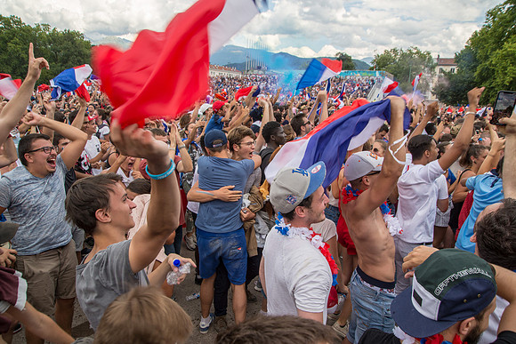Champions du Monde 2018 vus de Grenoble • World Cup 2018 Winners seen from Grenoble, France